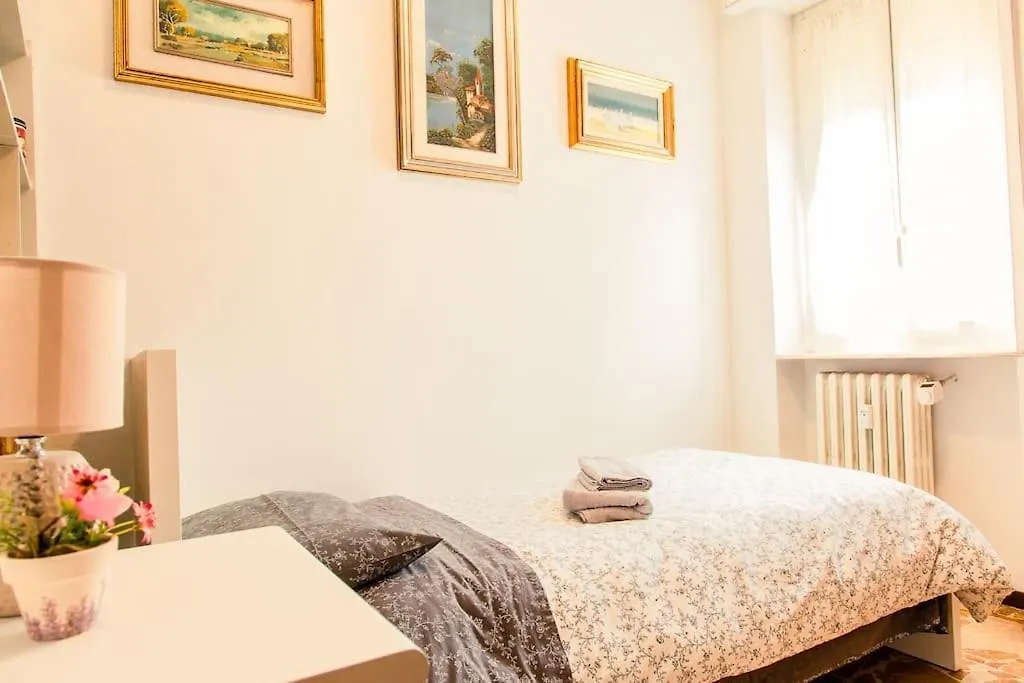 Quiet Apartment Near Como Lake - Casa Plinio Casnate Con Bernate