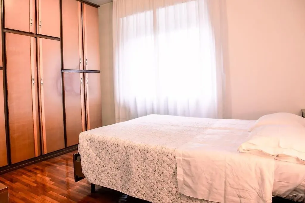 Quiet Apartment Near Como Lake - Casa Plinio Casnate Con Bernate